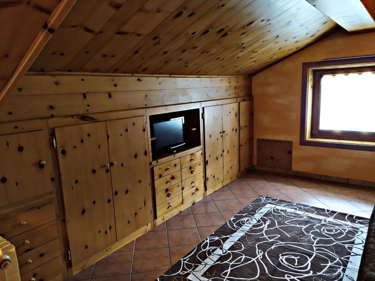 Wood Apartments Livigno Buitenkant foto